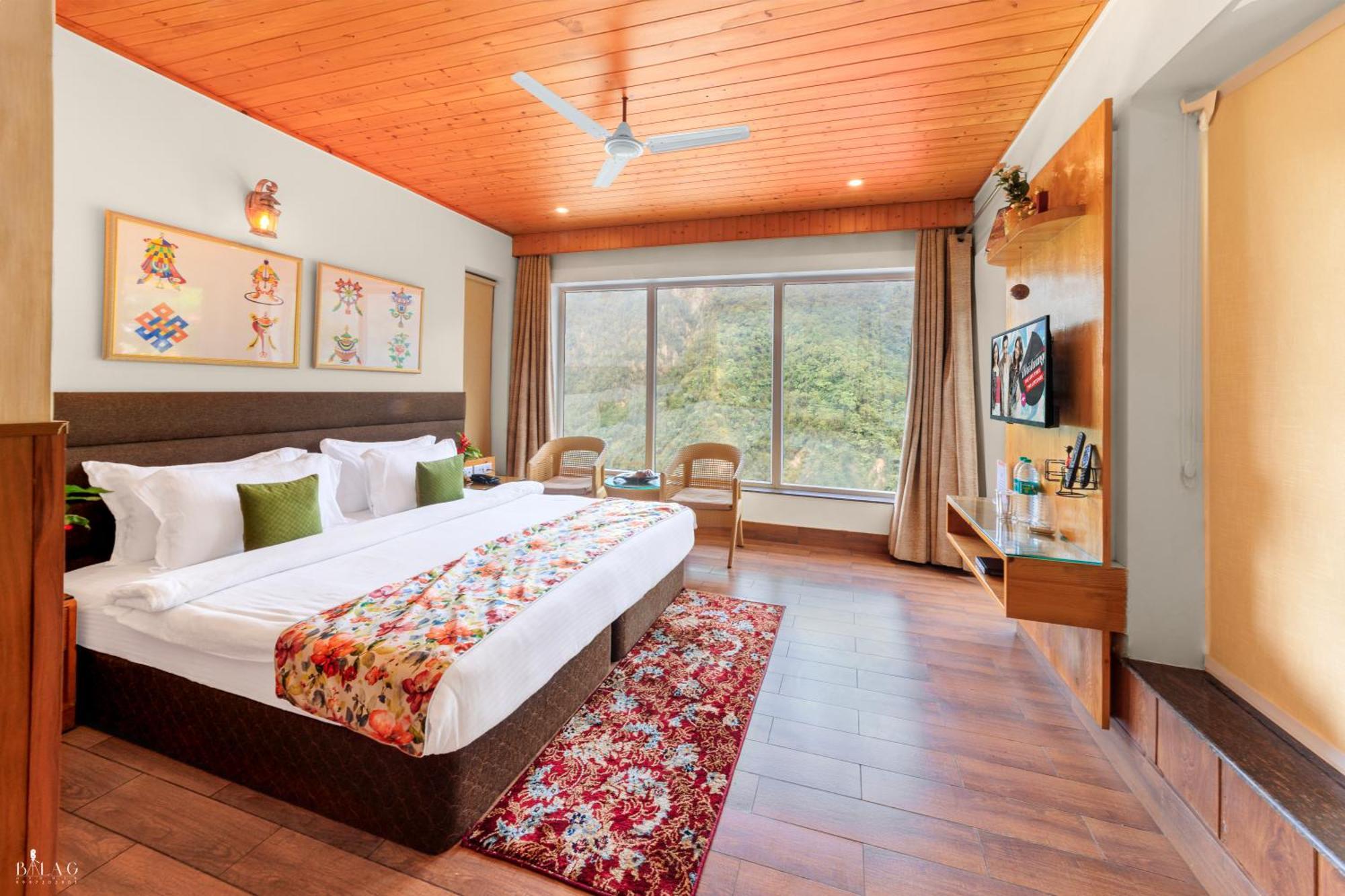 Hotel Veda5 Ayurveda & Yoga Retreat Rishīkesh Esterno foto
