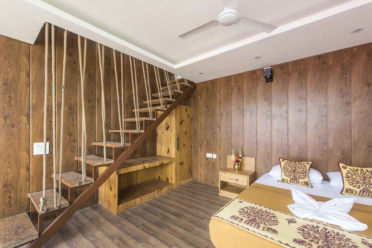 Hotel Veda5 Ayurveda & Yoga Retreat Rishīkesh Esterno foto