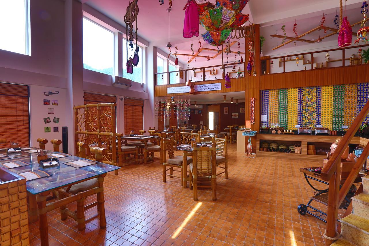 Hotel Veda5 Ayurveda & Yoga Retreat Rishīkesh Esterno foto